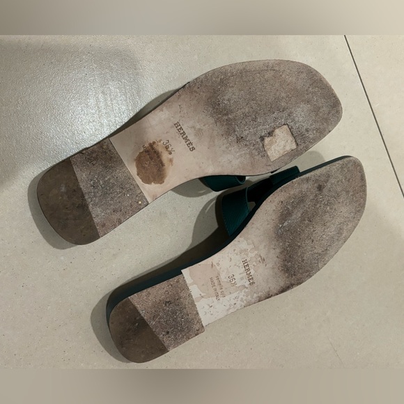 HERMES ORAN “H” flat sandal in Vert Oyat pebbled leather Size 36 1/2 EU, EUC - Picture 9 of 15